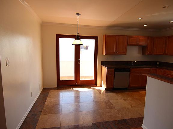5th image of 6223 Auckland Ave APT 4