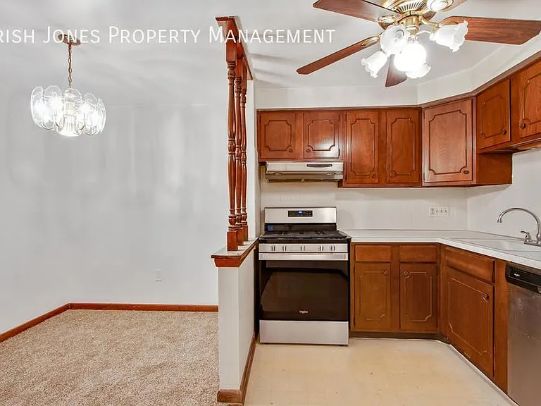 1160 Indian Church Rd #1 — Photo 9