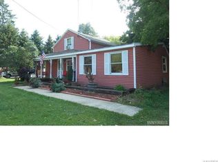 65 Delevan Ave, Delevan, NY 14042