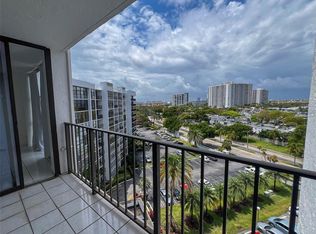 800 Parkview Dr APT 903, Hallandale Beach, FL 33009