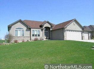 703 Heritage Trl, New Prague, MN 56071