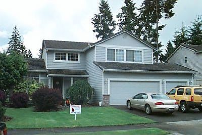 3rd image of 9315 Vancouver Dr NE