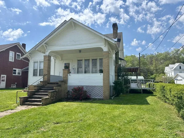 19 Brooklyn Dr, Glenville, WV 26351