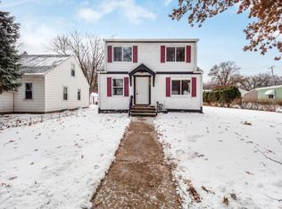2096 Reaney Ave, Saint Paul, MN 55119