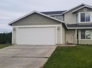310 Madison Ct, Moxee, WA 98936