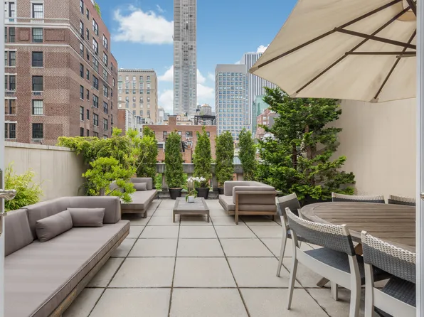 35 East 63rd Street image 9 of 25