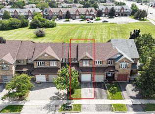 340 Kittridge Rd, Oakville, ON L6H 7K8