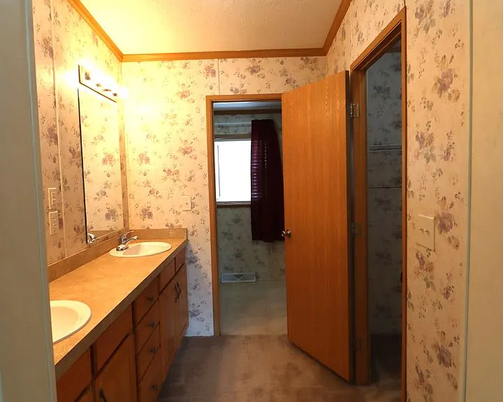 14 Meadowview Dr — Photo 42