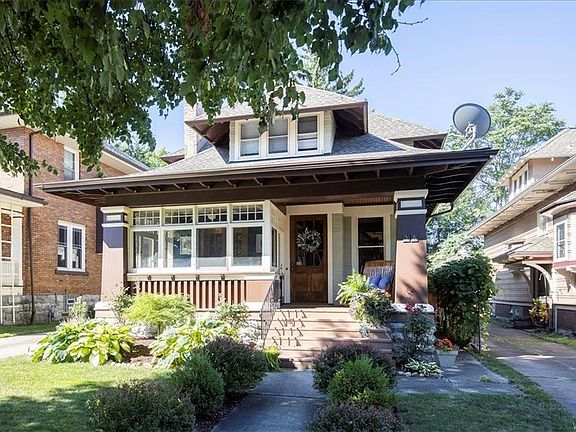 2nd image of 58 University Ave