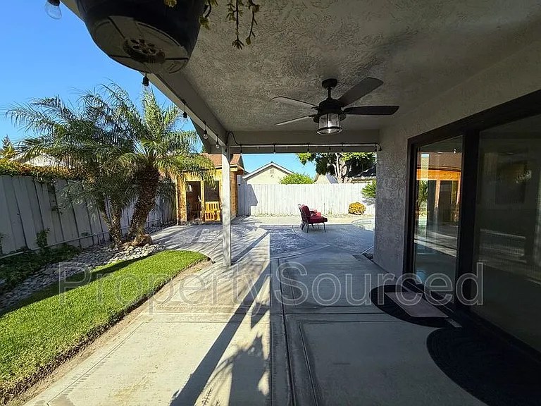 1351 Aksland Dr — Photo 35