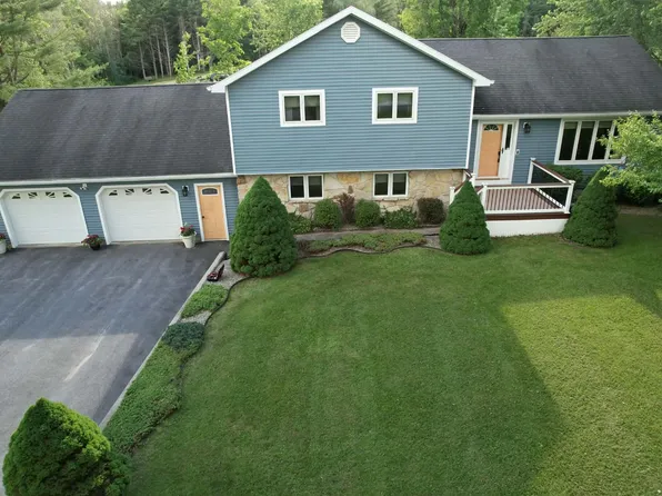 33 Garrand Rd, Mooers, NY 12958
