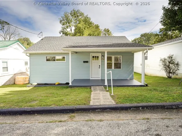 834 S Washington St, Saint Albans, WV 25177