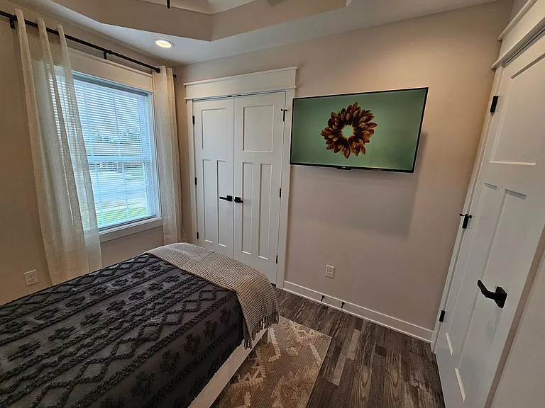710 Orchard St — Photo 52