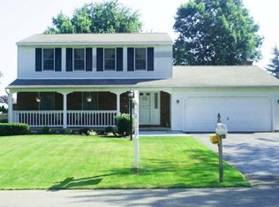 7908 Boxford Rd, Clay, NY 13041