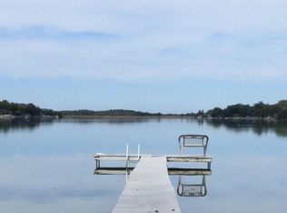 39435 Sunset Dr, Oconomowoc, WI 53066