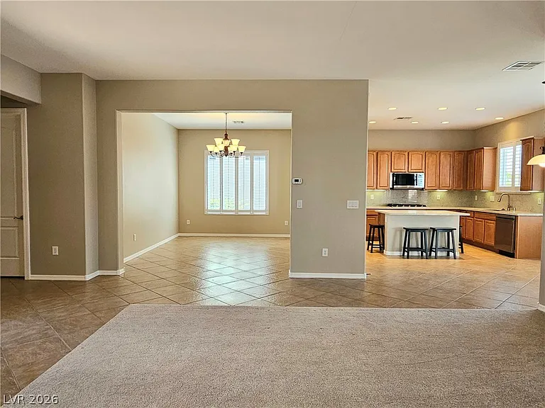 2139 Twin Falls Dr — Photo 25