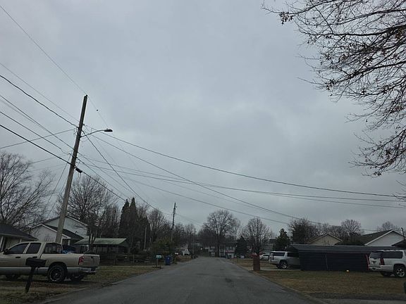 4th image of 625 Doane Dr