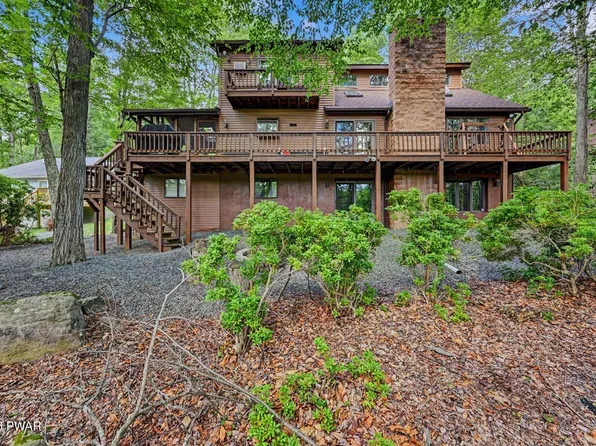 50 Wedge Dr, Lake Ariel, PA 18436