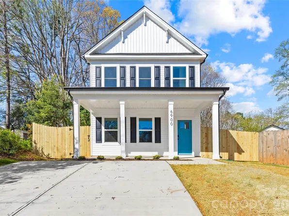 6900 Barrington Dr, Charlotte, NC 28215