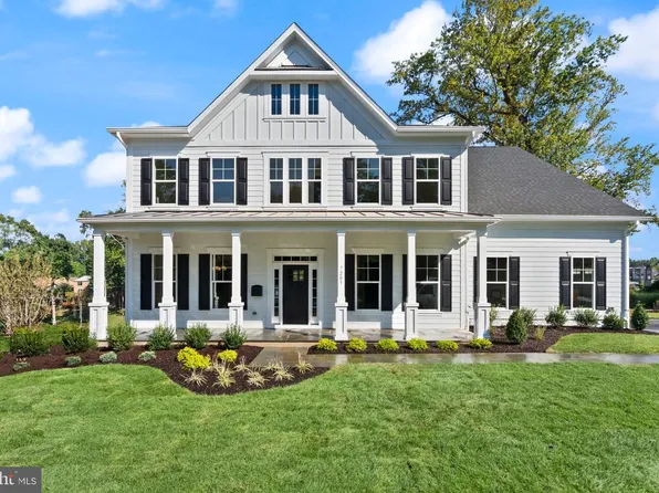 7203 Barnett Rd, Bethesda, MD 20817