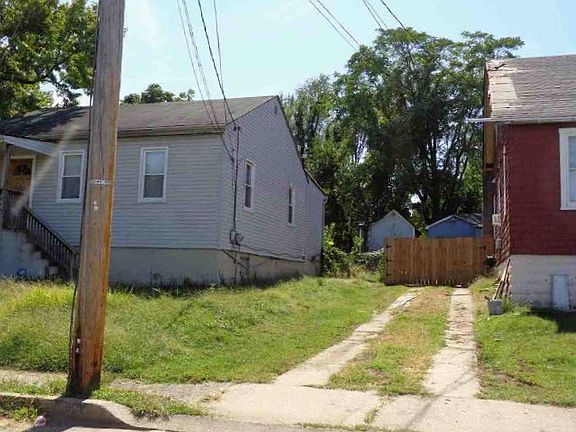 3rd image of 3113 Hilltop Ave