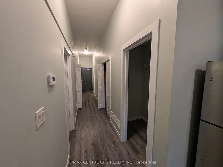 362 Richmond St #2 — Photo 5