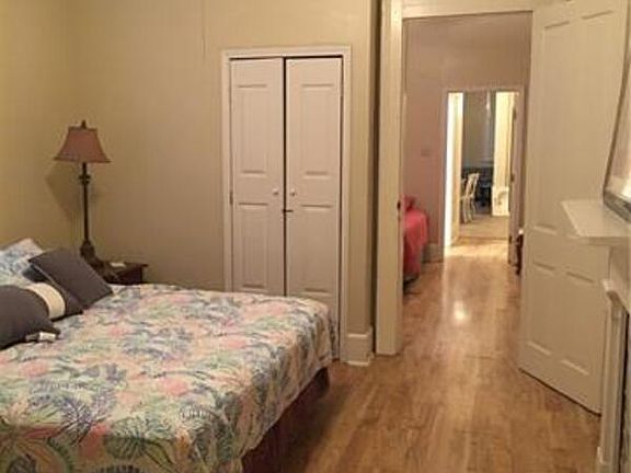 4th image of 3021 Baudin St