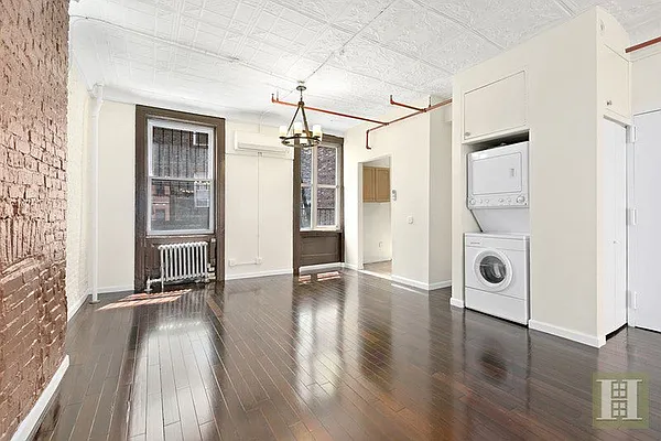 Rented by Halstead Real Estate | media 8