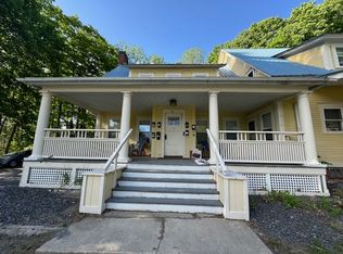 107 Front St #8, Springfield, VT 05156