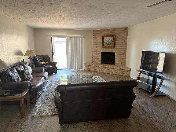 3rd image of 1509 Live Oak Pl