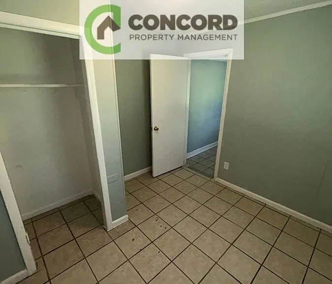 1237 Lolly Ln — Photo 11