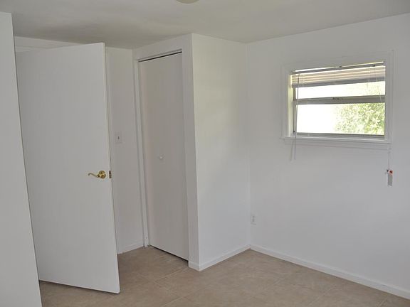 3rd image of 2603 Greenleaf Dr