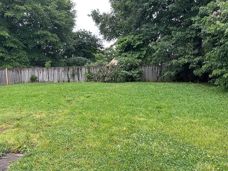 3530 Mayfair Dr — Photo 20