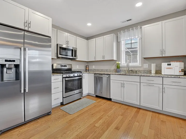 7 Gorham St #57 — Photo 8