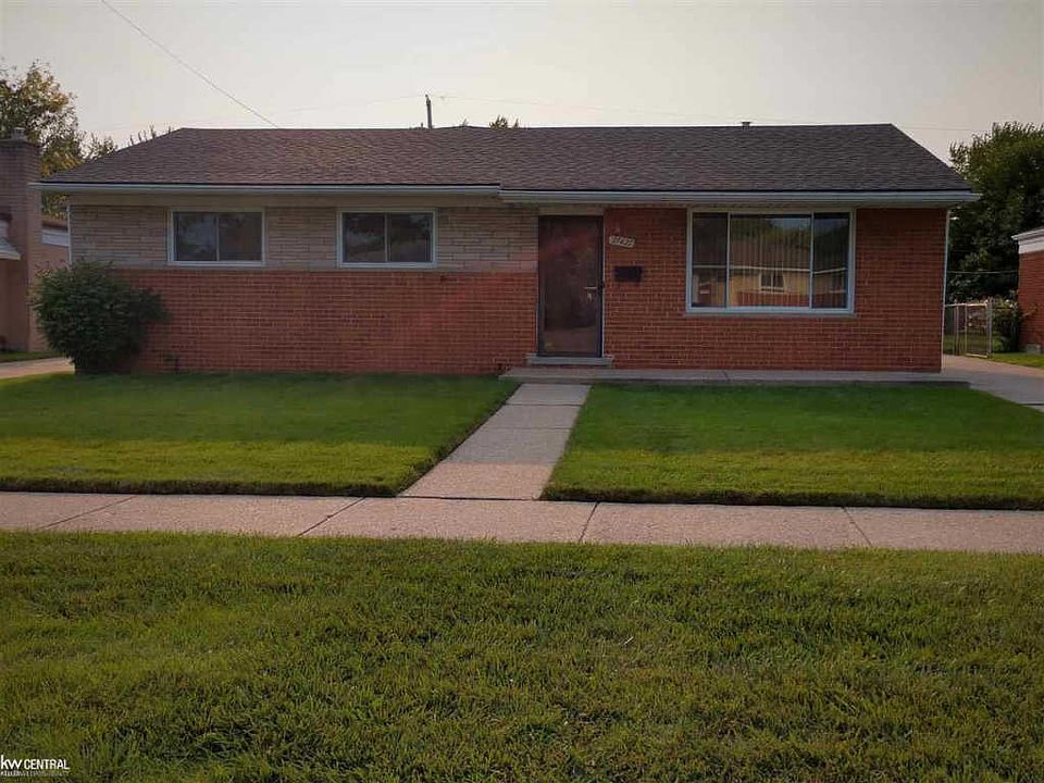 1st image of 27427 Bonnie Dr