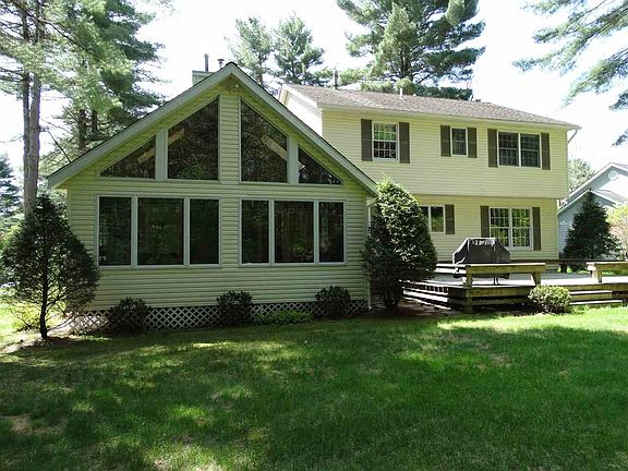 2nd image of 24 Queens Ln