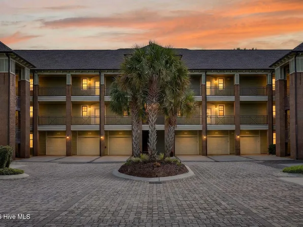 645 Village Park Drive #B-102, Wilmington, NC 28405