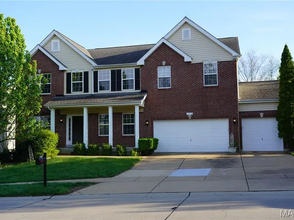 1420 Fenway Dr, Fenton, MO 63026