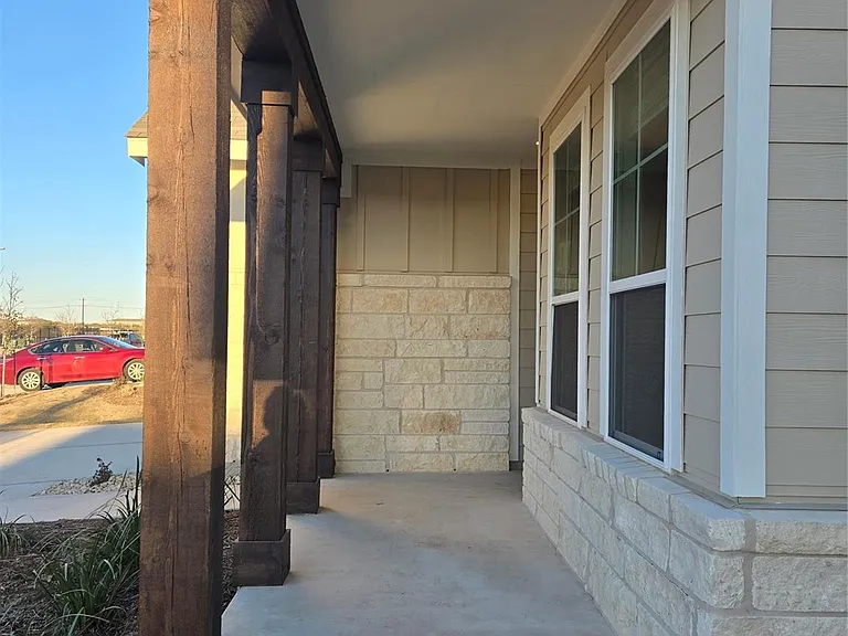 408 Acuff Ln — Photo 6