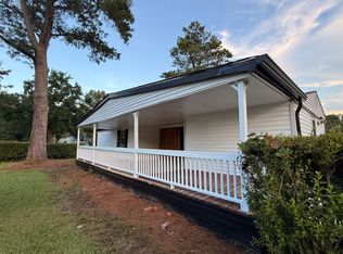 121 Camellia Dr, Rocky Point, NC 28457