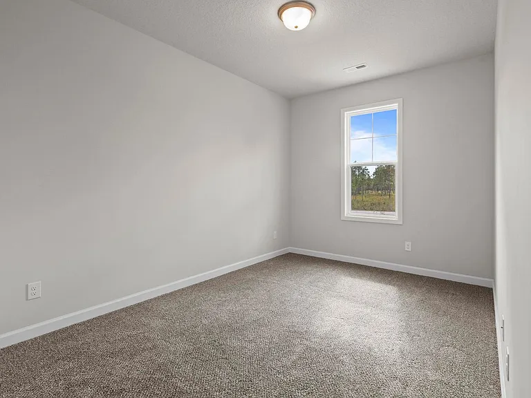 2035 Folkstone Woods Ln — Photo 18