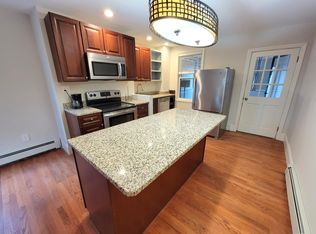 102 Bremen St FLOOR 3, Boston, MA 02128