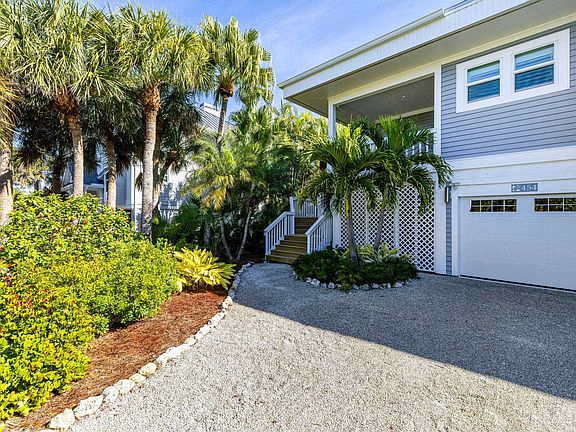 4th image of 454 Sea Oats Dr