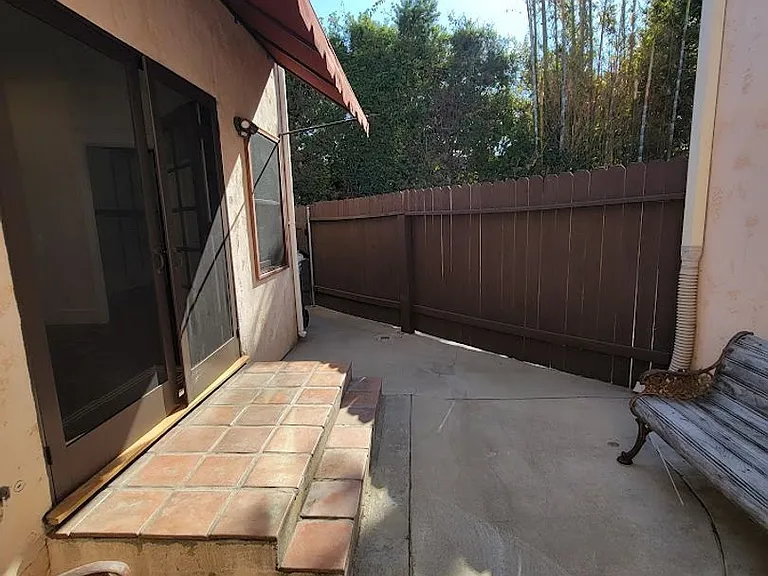 321 Grand Ave — Photo 49