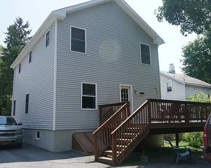 Building Photo - 38 Woodlawn Ave
