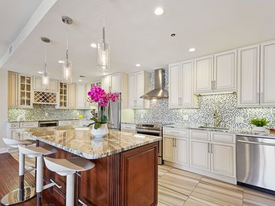 100 Shearwater Ct E APT 56, Jersey City, NJ, 07305