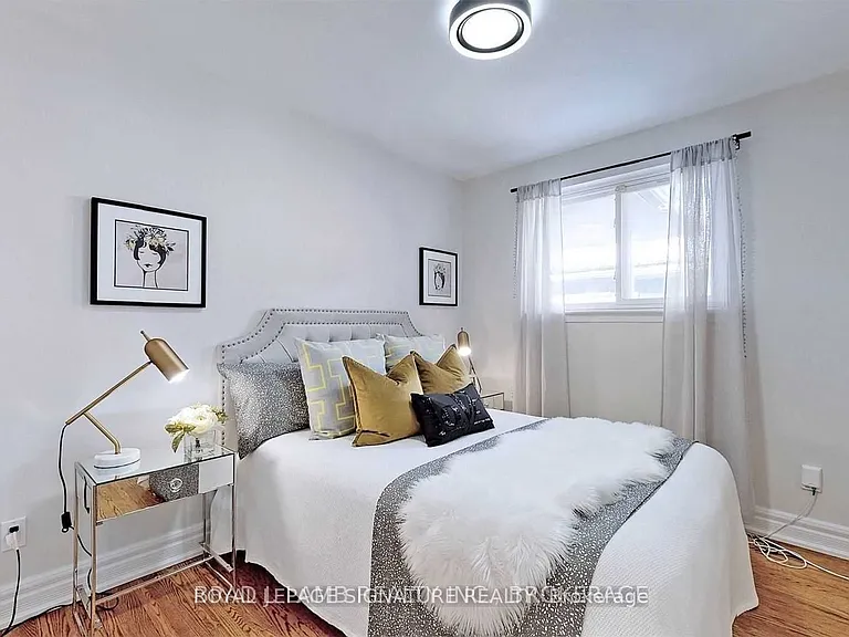 17 Baroness Cres #UPPER — Photo 28