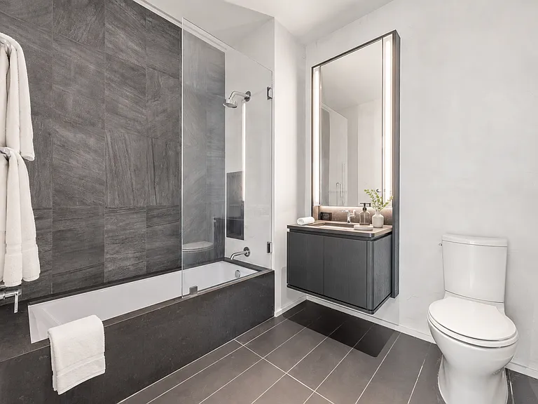 77 Charlton St #S12D — Photo 12