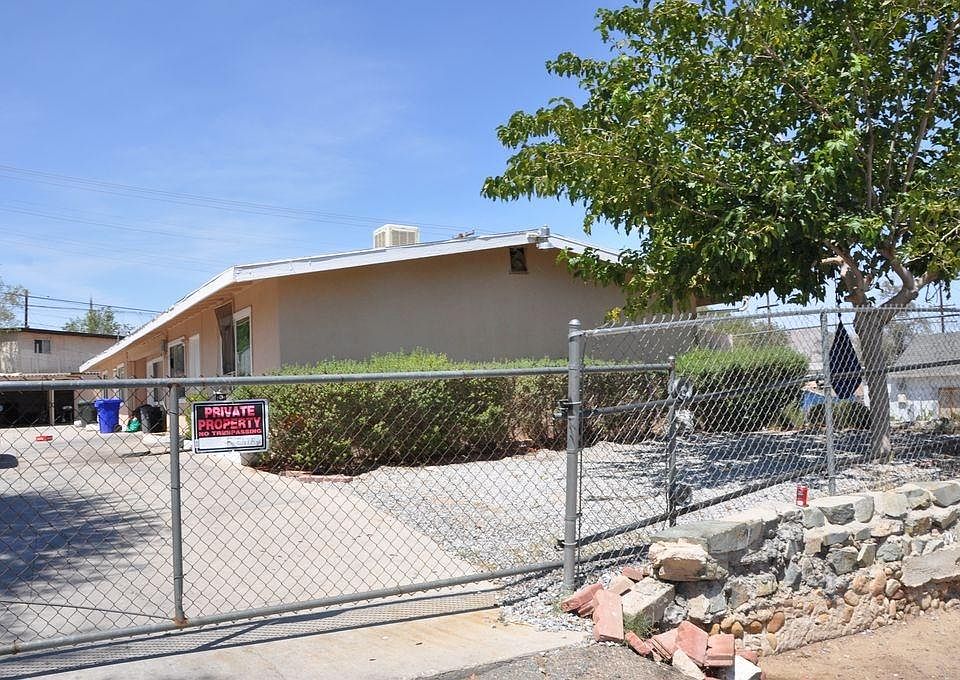 1st image of 15418 5th St