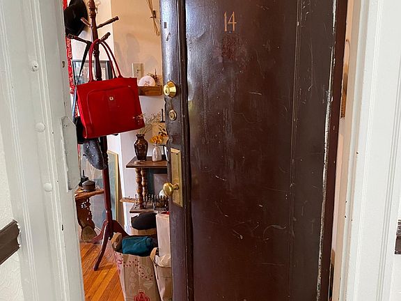 2nd image of 1842 Commonwealth Ave APT 14